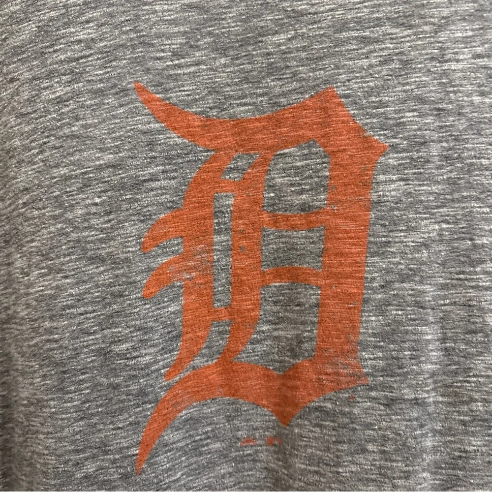 MLB Majestic Detroit Tigers T-Shirt Mens 2XL Heather Gray Crew Neck Baseball